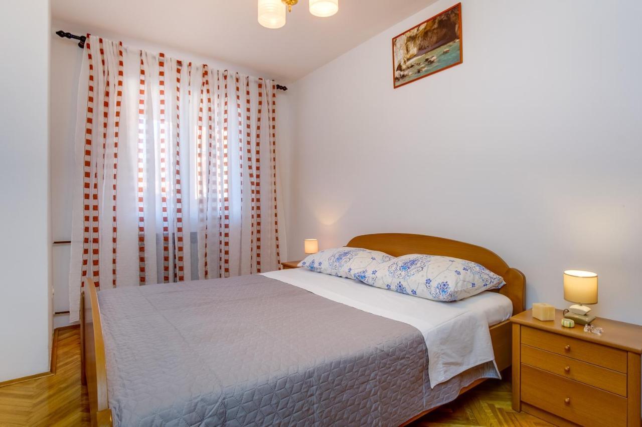 Apartments Franjo Mali Lošinj Eksteriør bilde