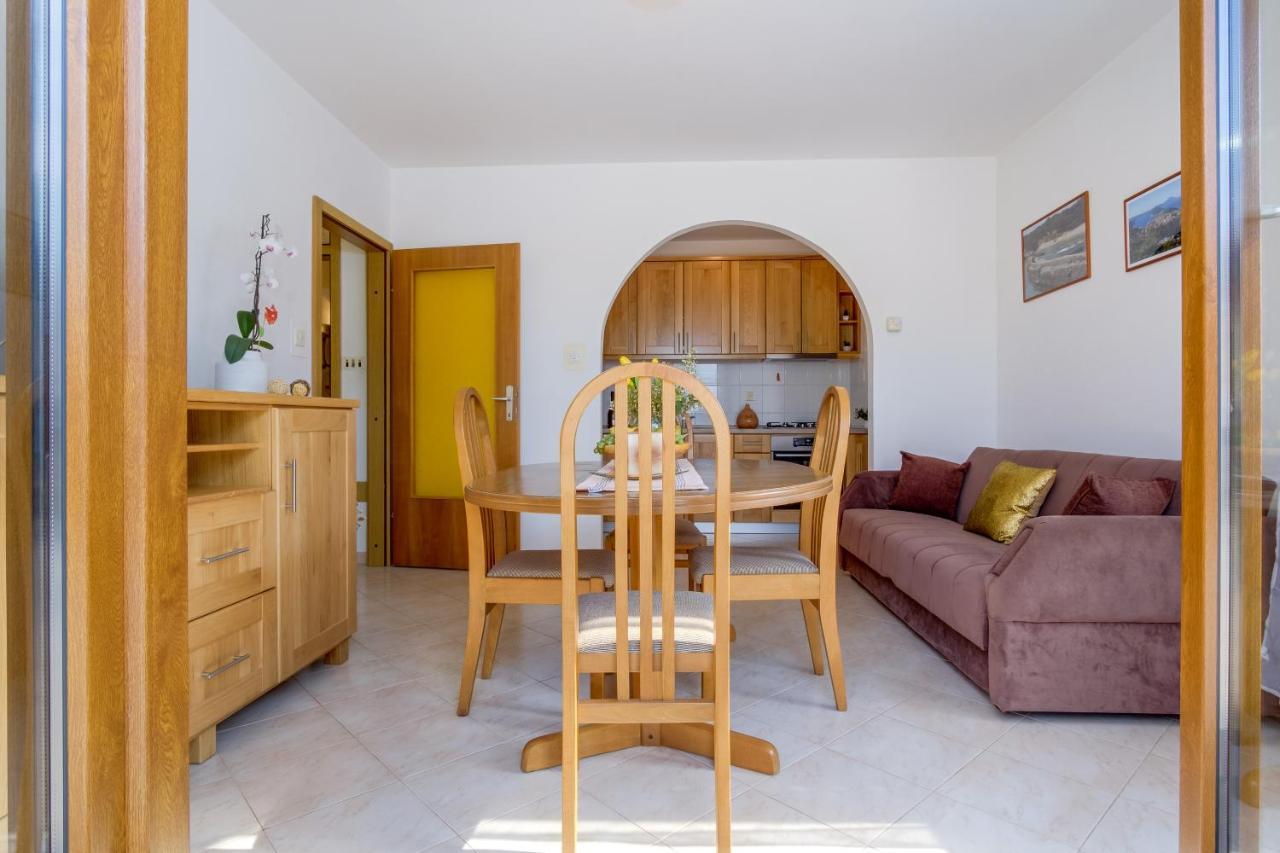 Apartments Franjo Mali Lošinj Eksteriør bilde
