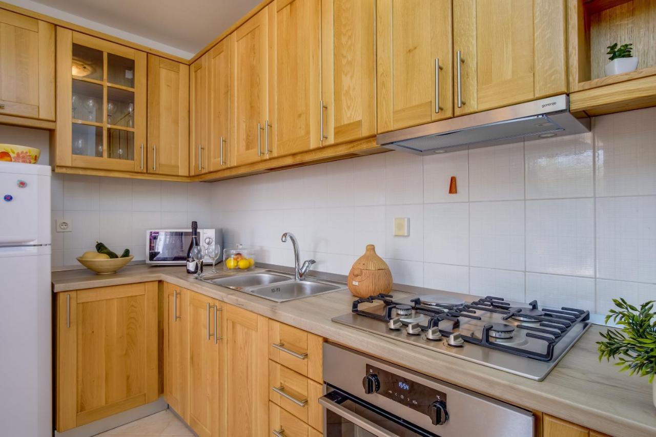 Apartments Franjo Mali Lošinj Eksteriør bilde