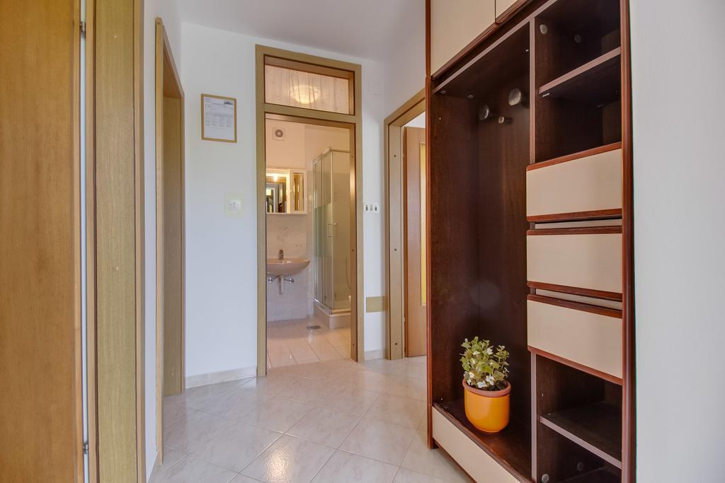 Apartments Franjo Mali Lošinj Rom bilde