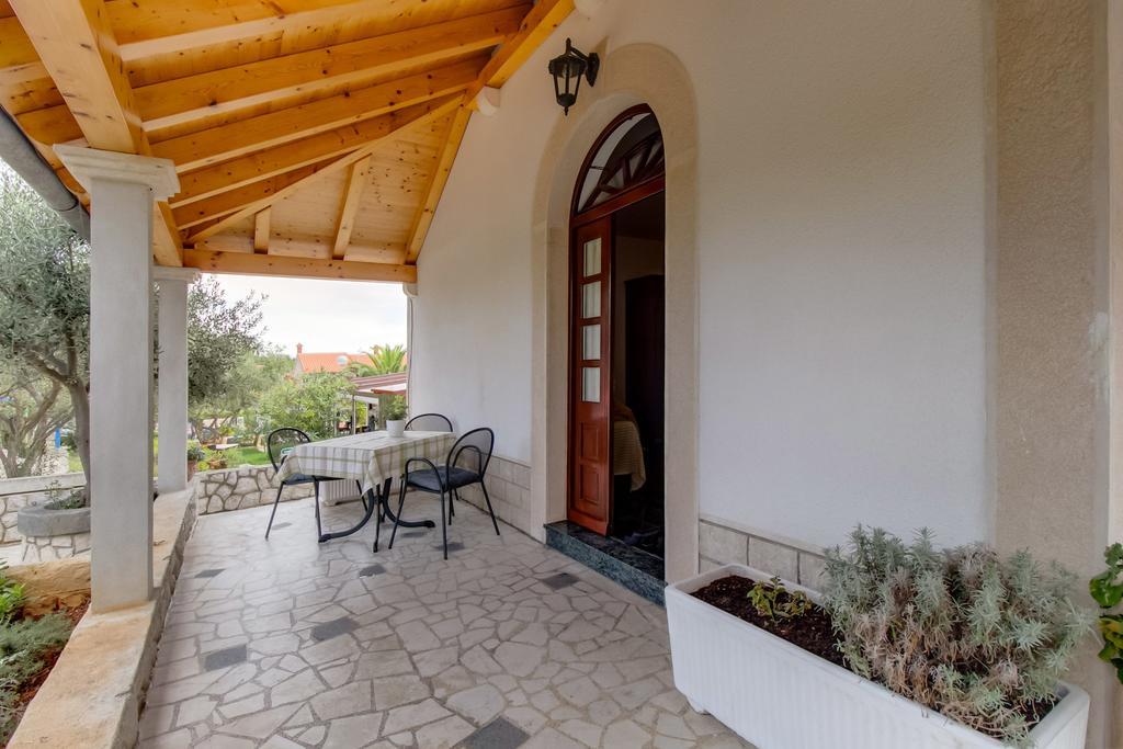 Apartments Franjo Mali Lošinj Rom bilde